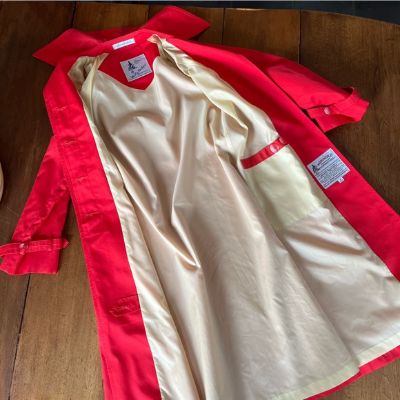 Vintage Misty Harbor Red Trench Coat with Matching Head Scarf, Size 6 - Picture 10 of 16